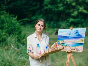 Saatchi showcases contemporary artists you should but don’t know yet